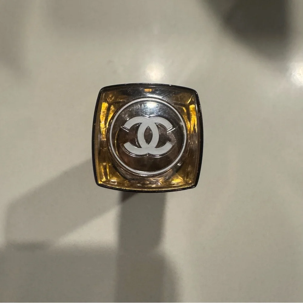 Chanel Rouge Coco Flash 54 Boy - Picture 1 of 5